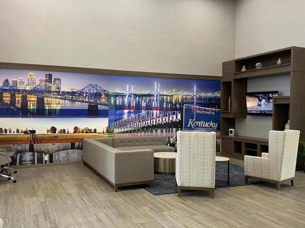 לואיוויל Clarion Pointe University/Expo מראה חיצוני תמונה